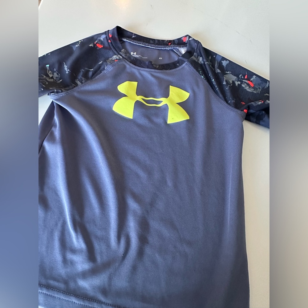 Under armour toddler tshirt - Picture 2 of 3